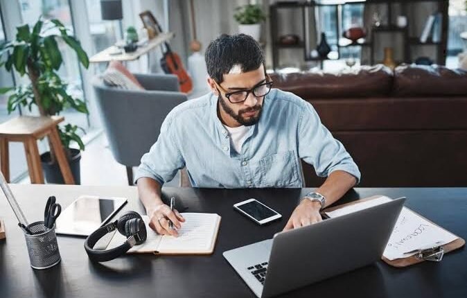How to learn freelancing in Pakistan for beginners
